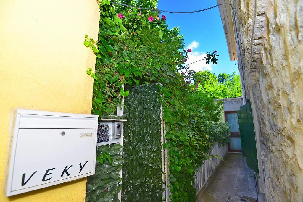 Apartments Veky 3  Split