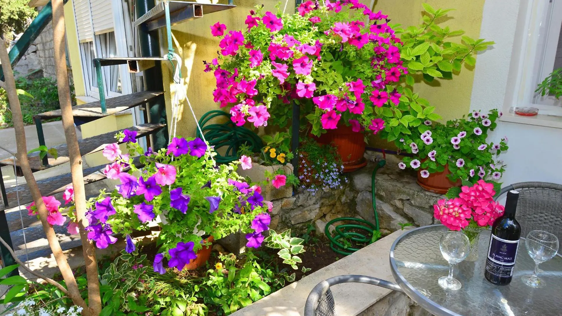 Apartments Veky 3 Split