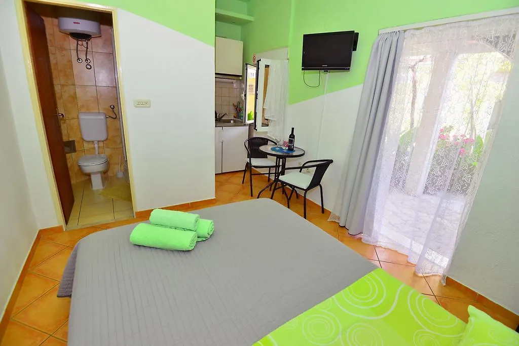 Apartments Veky 3 Split